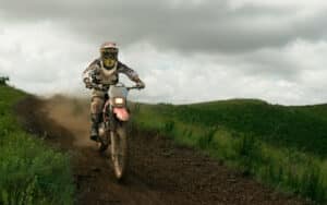 best dirt bike knee braces