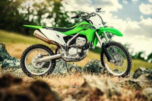 Best 4 Stroke Dirt Bike For Trail Riding